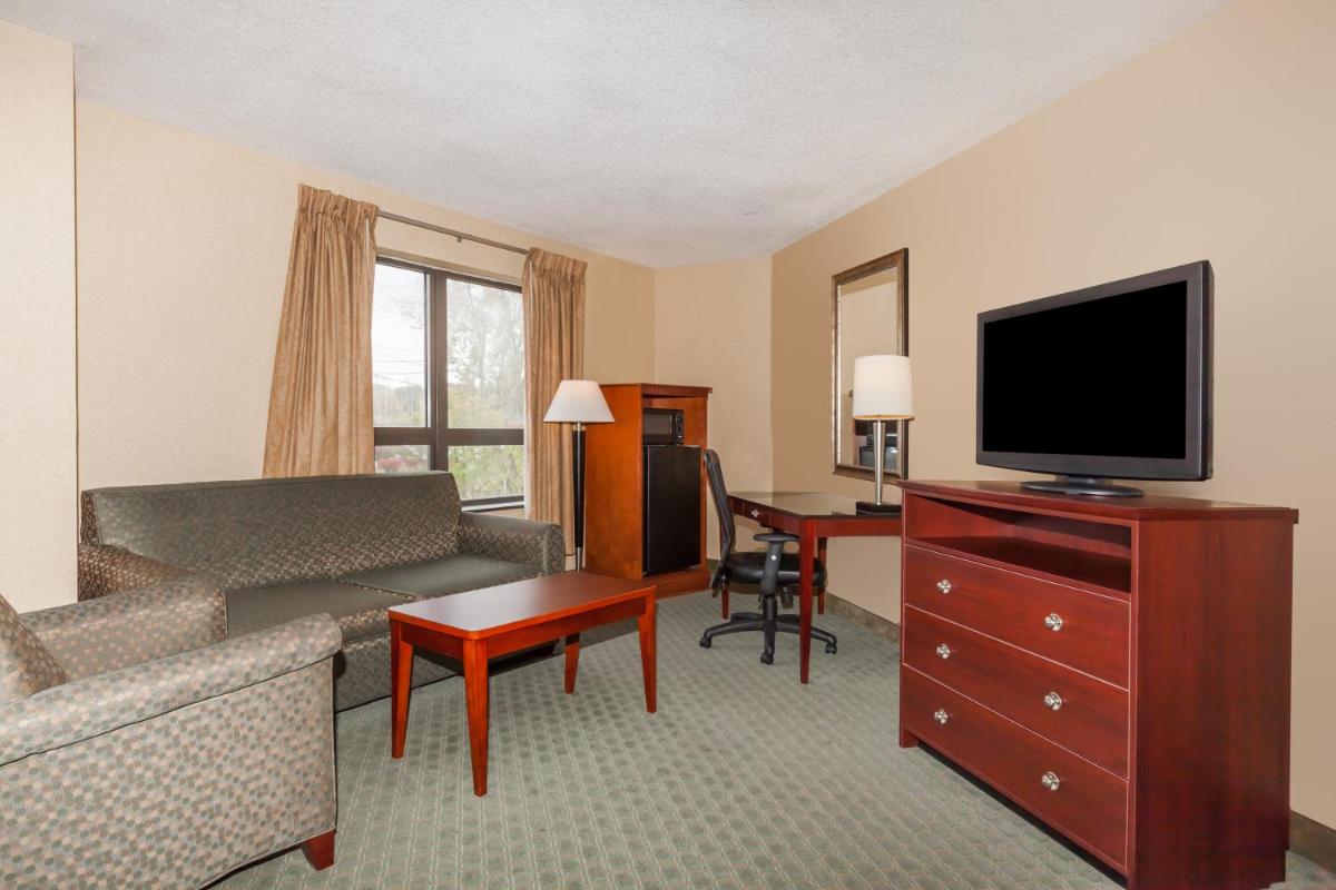 Photo - Days Inn by Wyndham Utica