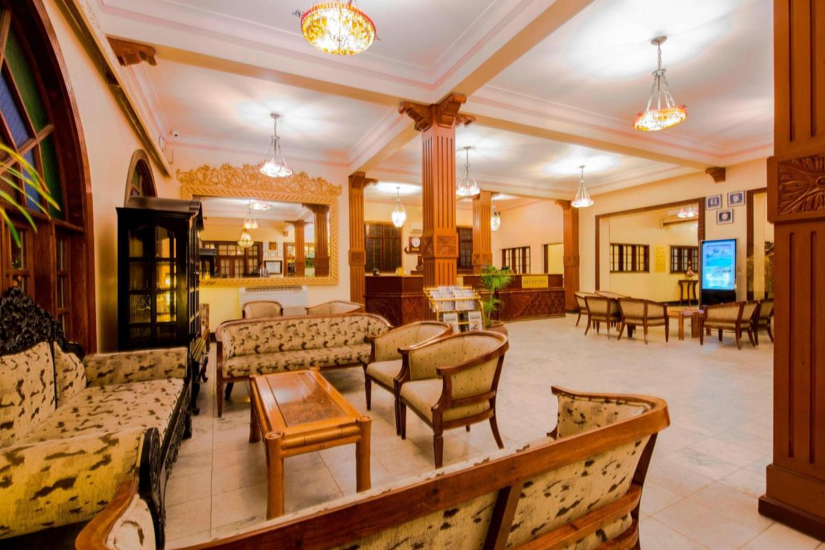 Protea Hotel by Marriott Dar es Salaam Courtyard photo 9