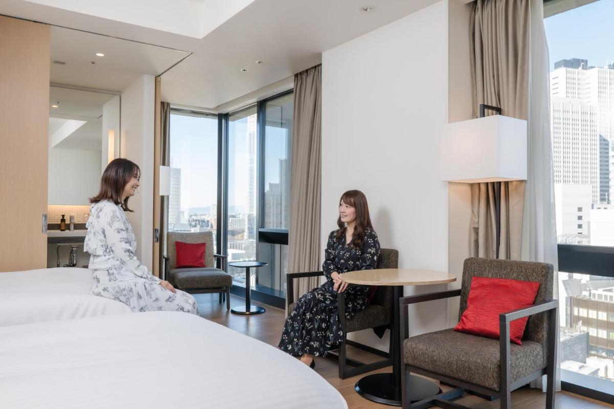 JR Kyushu Hotel Blossom Shinjuku photo 2