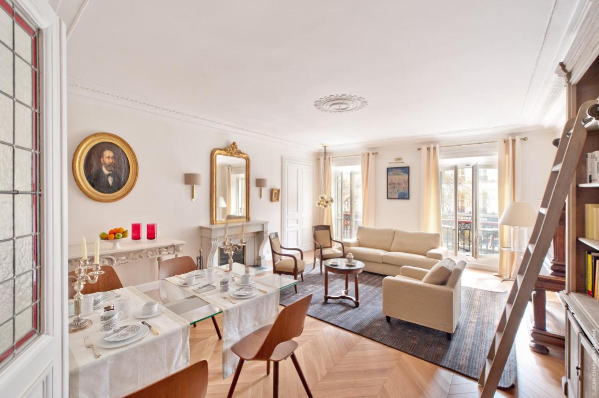 Bed And Breakfast In Paris Book from 50+ Stay Options Best Price