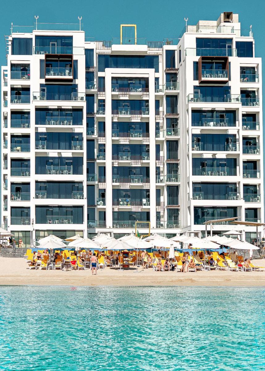 C Central Hotel and Resort The Palm photo 2