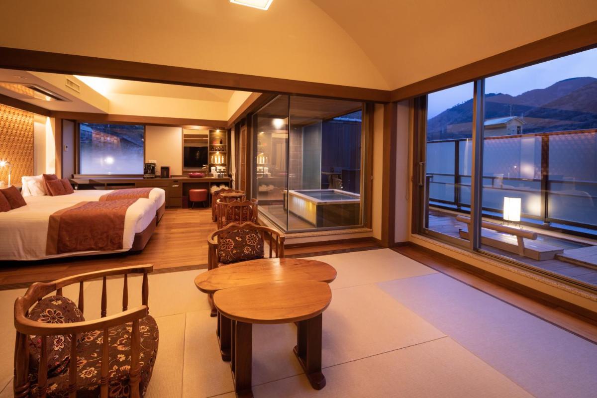 Hakone Kamon photo 7