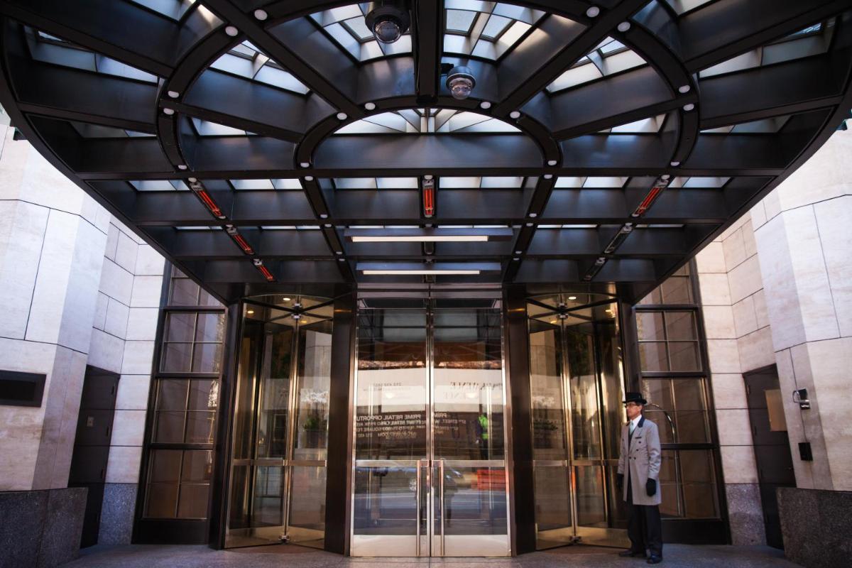 Four Seasons Hotel New York photo 10