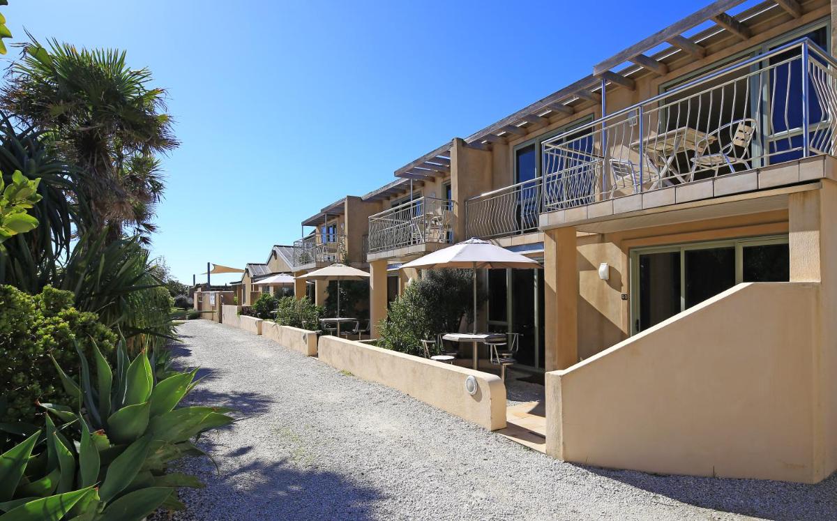 Photo - Onetangi Beach Apartments