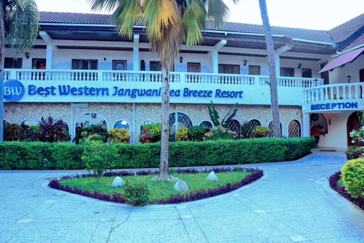 Best Western Jangwani Sea Breeze Resort photo 3