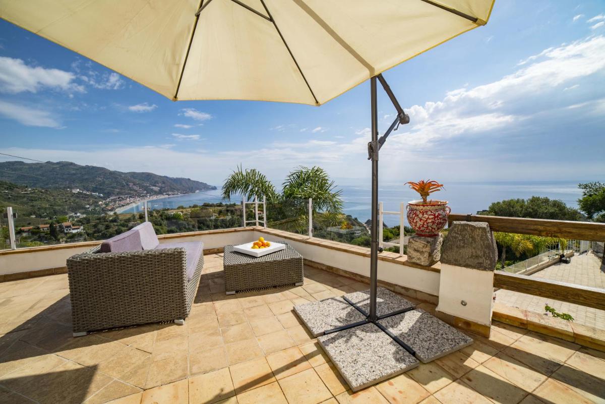 Photo - Villa Zagara Garden Spectacular Sea View in Taormina