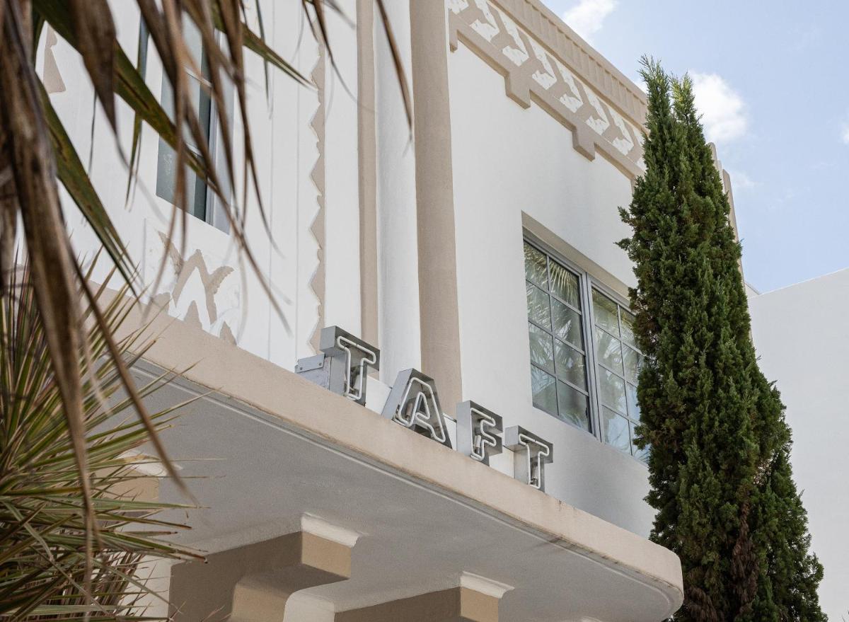 Kenmore Village Hotel, South Beach photo 4