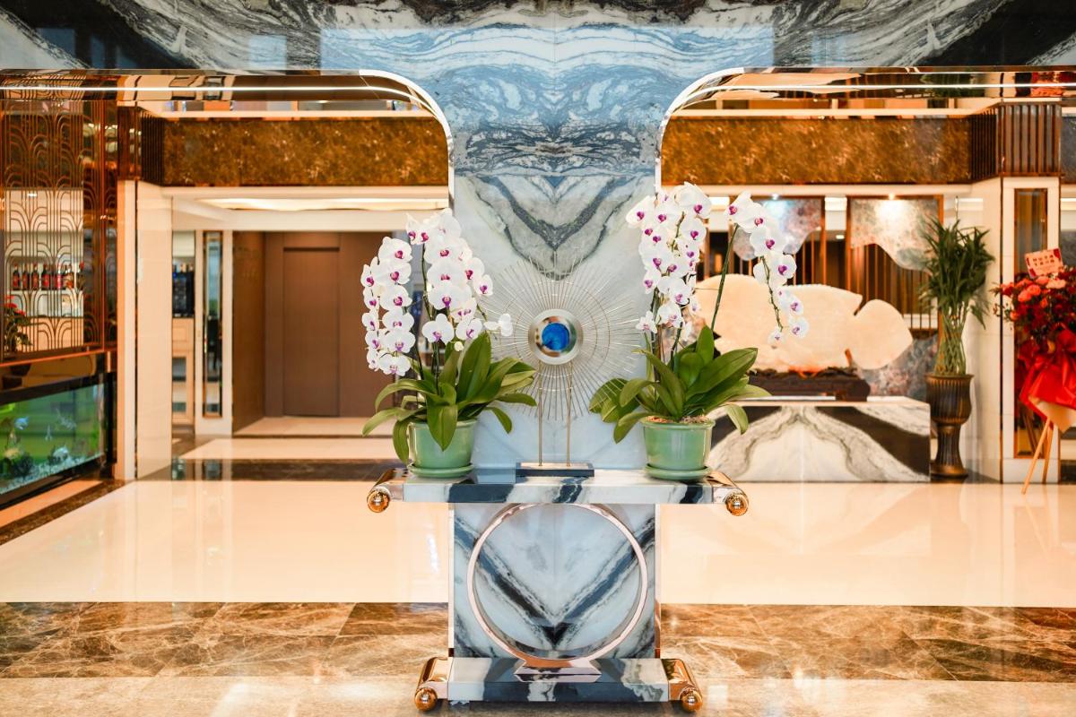 Golden Empire Suvarnabhumi Hotel photo 3