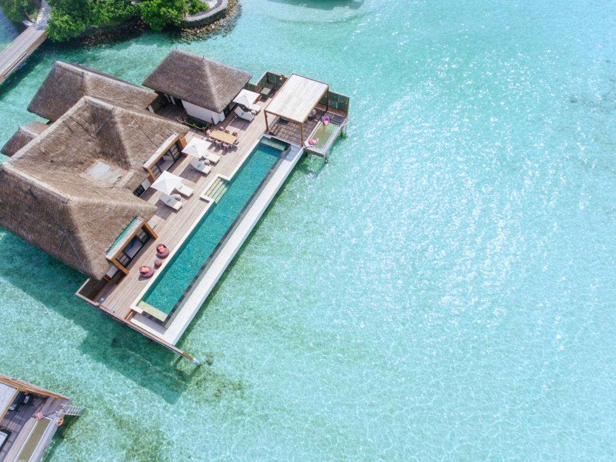 Four Seasons Resort Maldives at Kuda Huraa photo 7