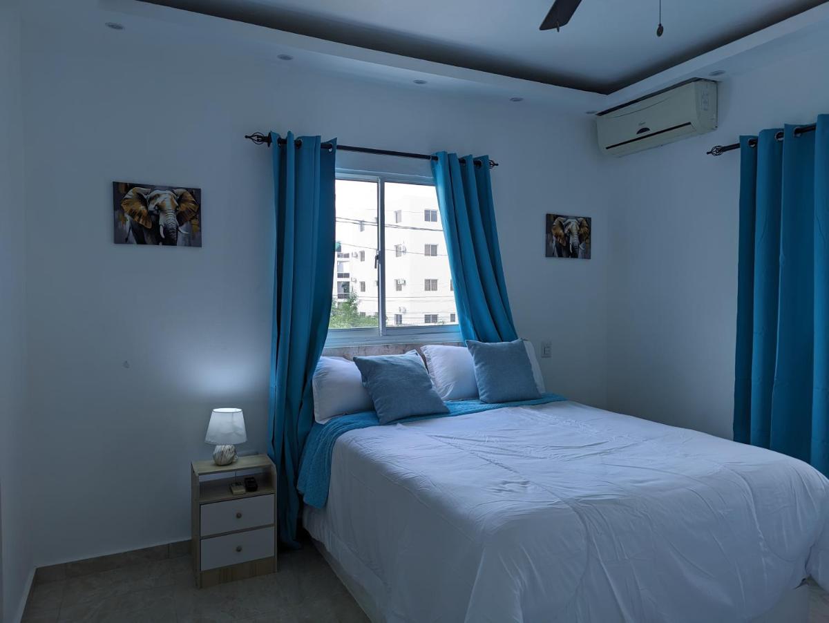 Azure Breeze Hotel photo 8
