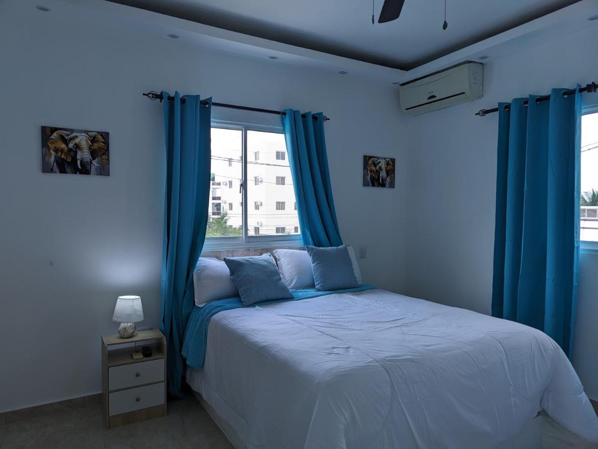 Azure Breeze Hotel photo 9