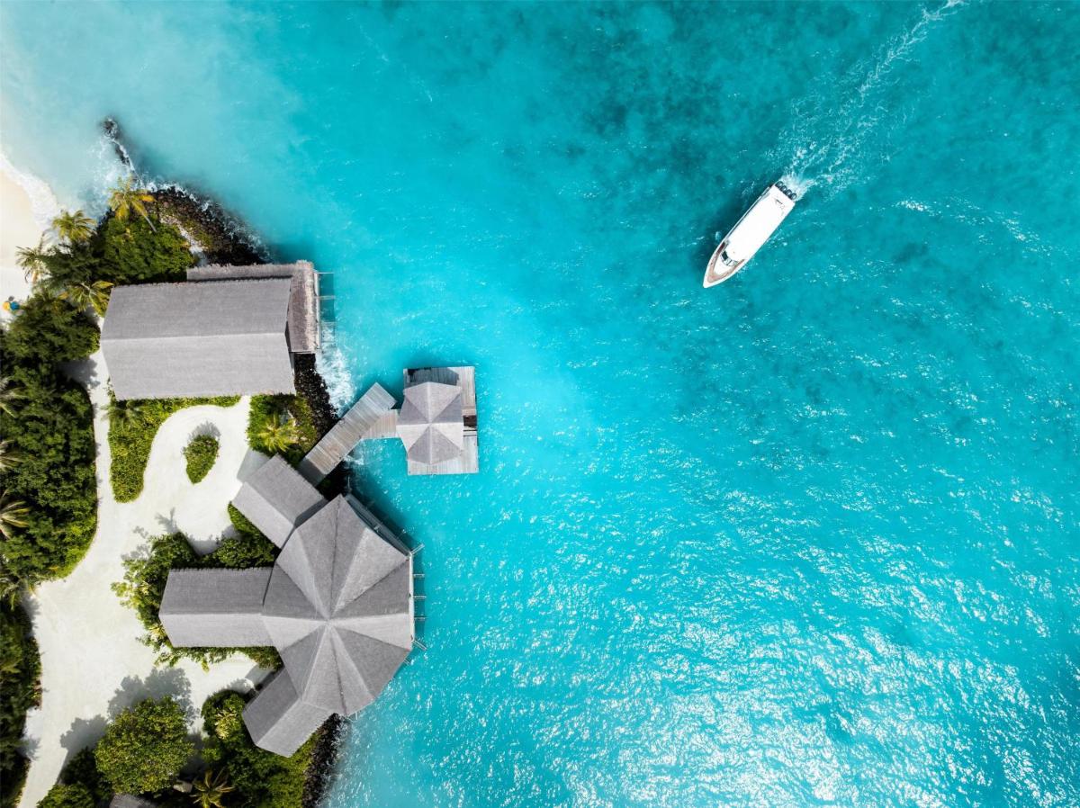 Hilton Maldives Amingiri Resort & Spa photo 7