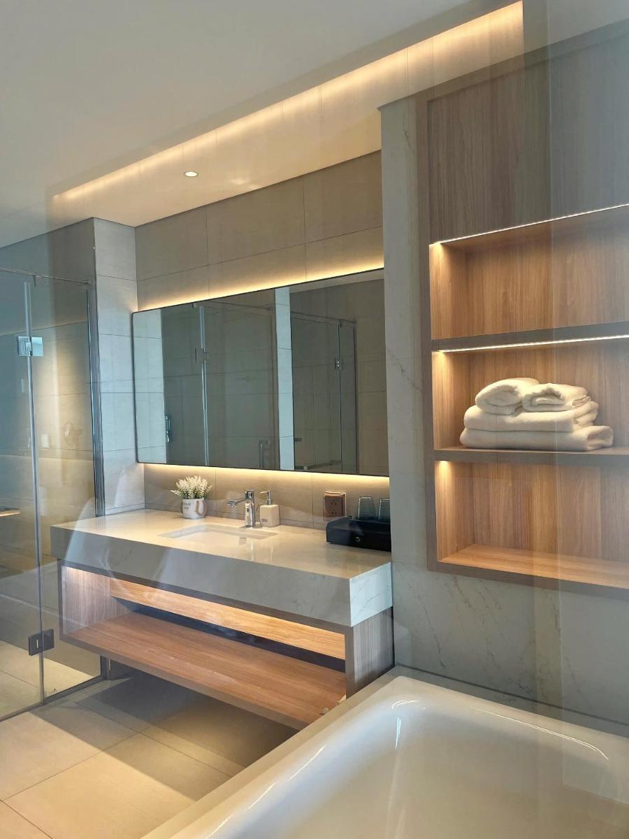 OceanView Alacarte Hạ Long photo 5