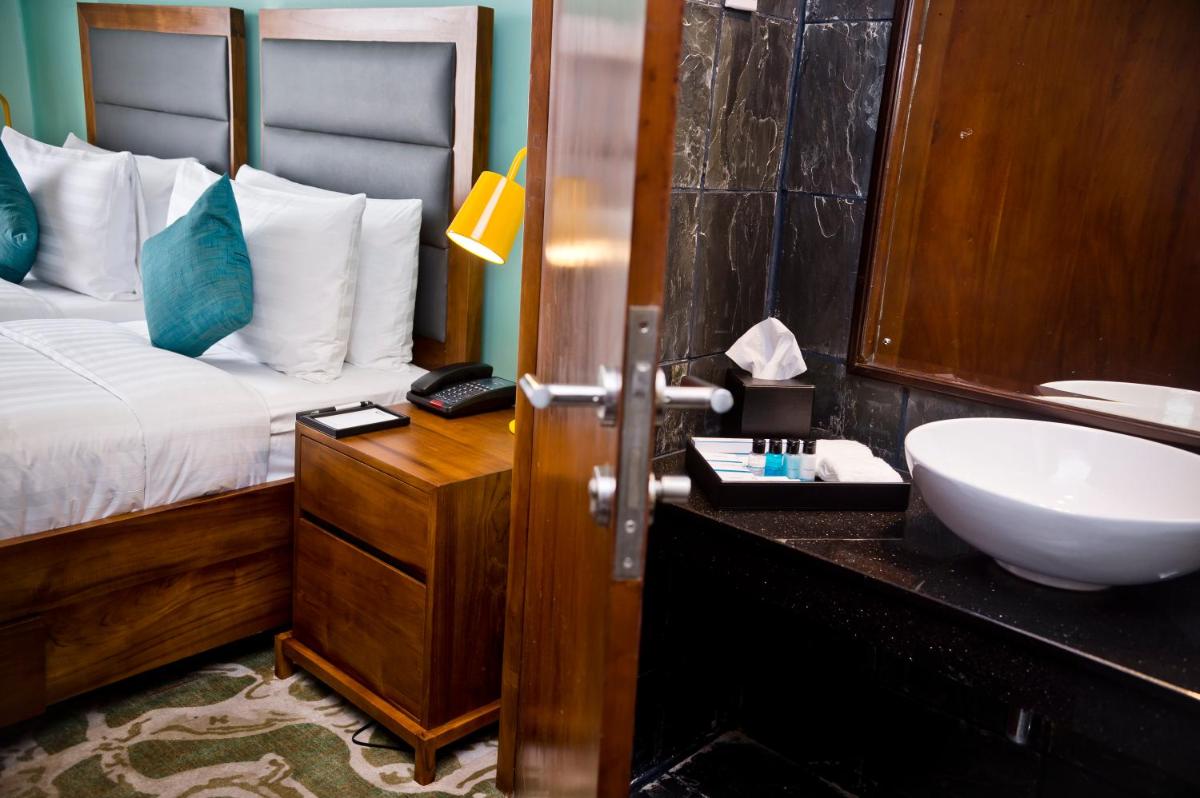 Photo - Ocean Edge Suites & Hotel Colombo