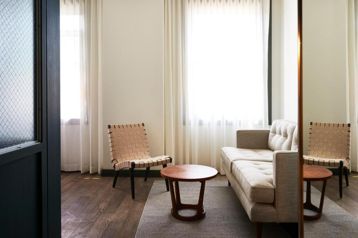 Photo - The Robey, Chicago, a Member of Design Hotels