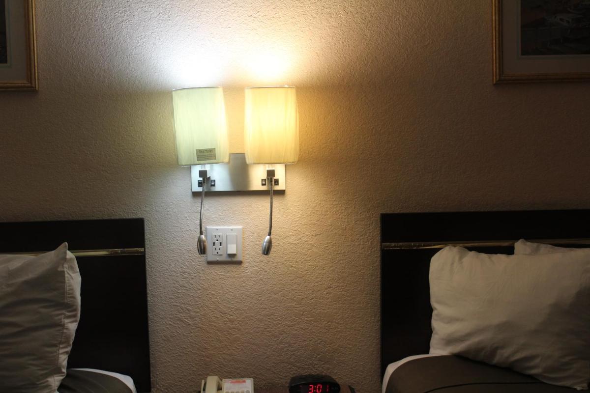 Photo - Americas Best Value Inn-Near NRG Park/Medical Center