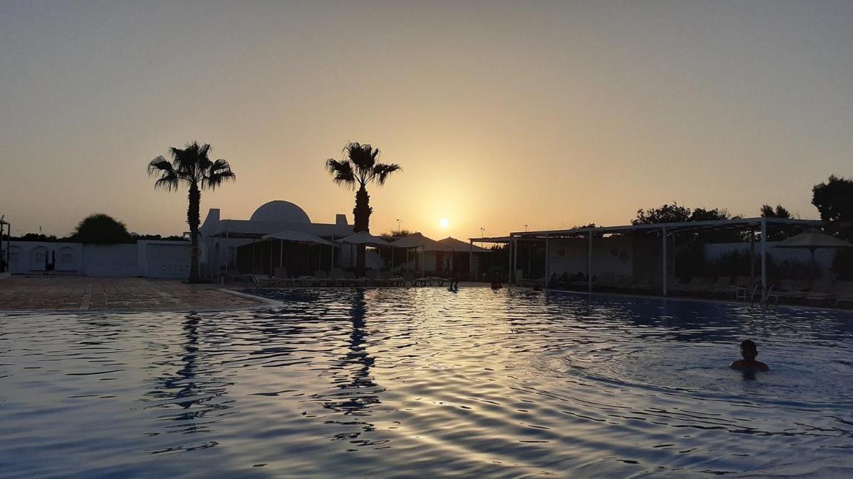 Riad Meninx photo 5