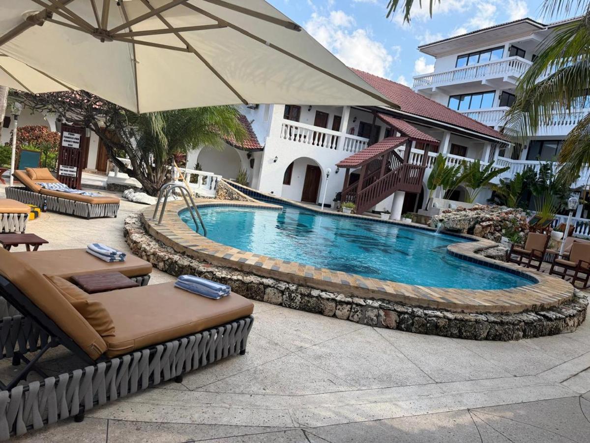 Best Western Jangwani Sea Breeze Resort photo 2