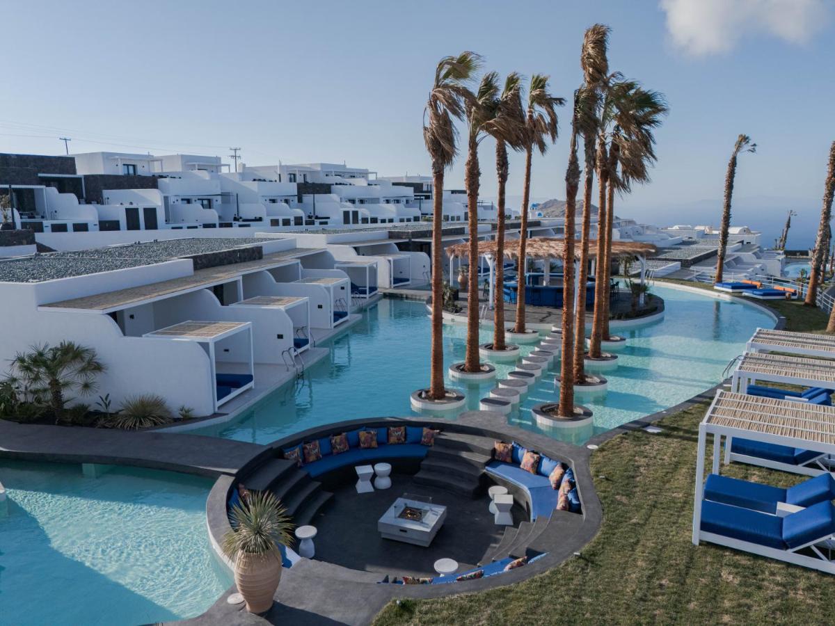 Cresanto Luxury Suites photo 1