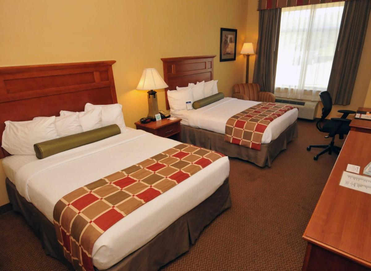 Photo - Best Western PLUS University Park Inn & Suites