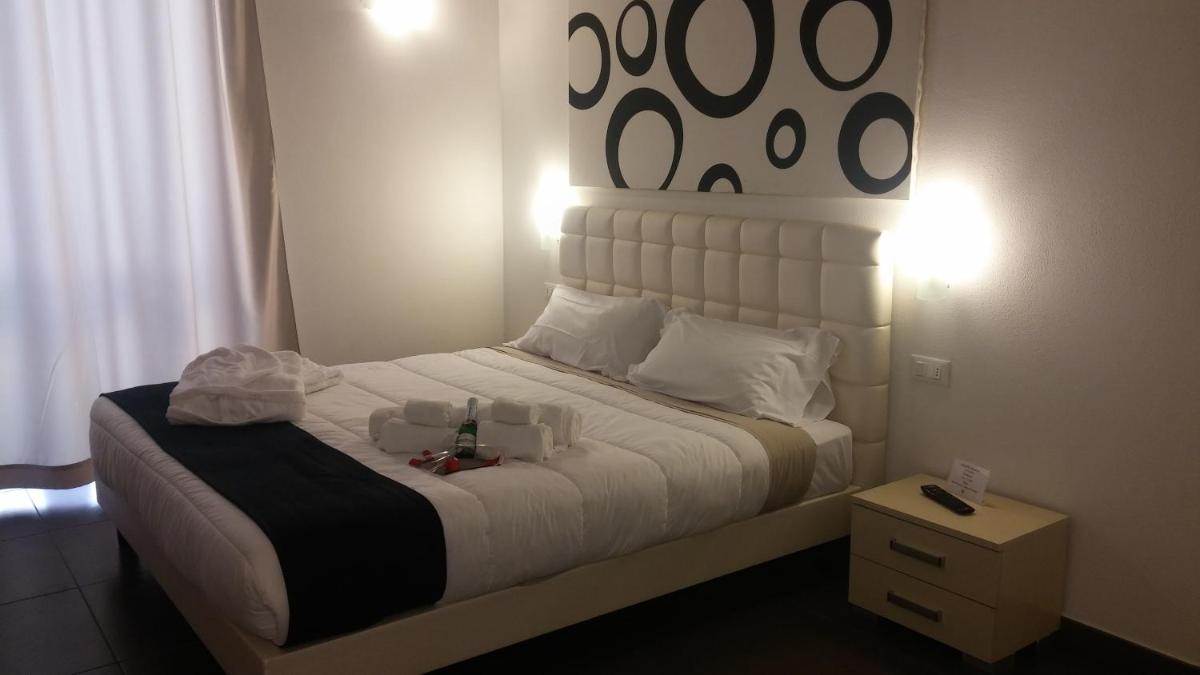 Photo - UP Room&Suite