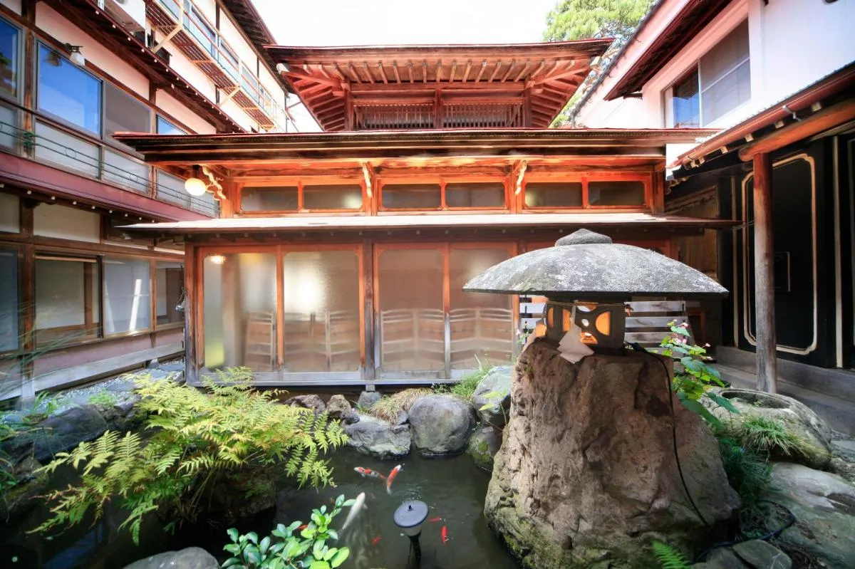Yamanouchi