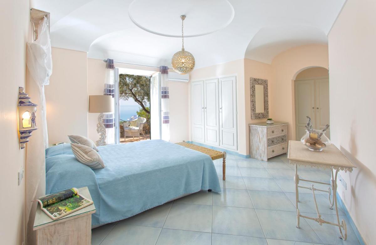 Photo - Villa dei Lecci - 7 Luxury villas with private pool or jacuzzi