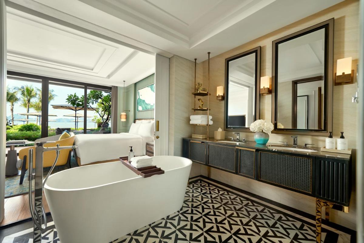 InterContinental Halong Bay Resort by IHG photo 2