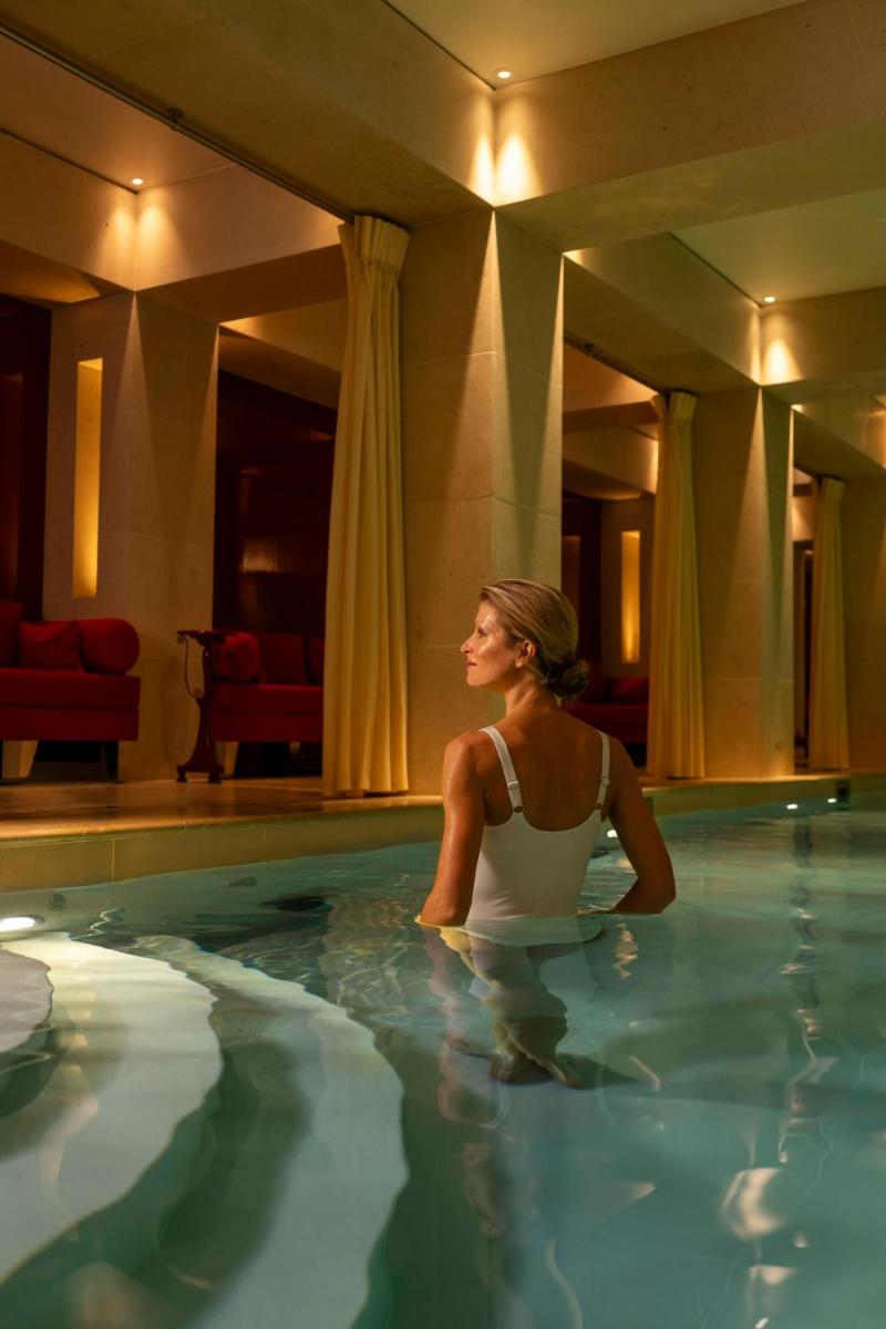 La Réserve Paris Hotel & Spa photo 8