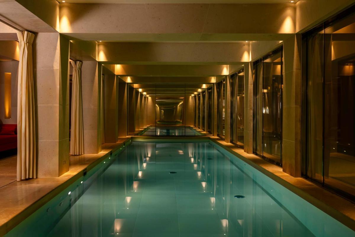 La Réserve Paris Hotel & Spa photo 7
