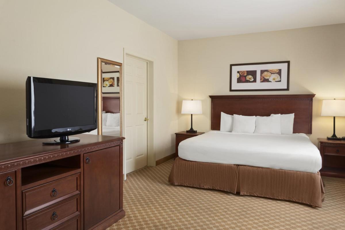 Photo - Country Inn & Suites by Radisson, Saraland, AL