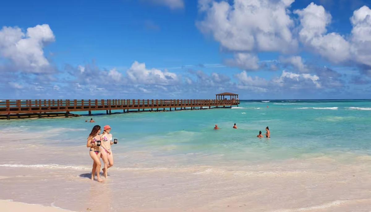 SOL CARIBE DREAMS at LOS CORALES BEACH photo 2