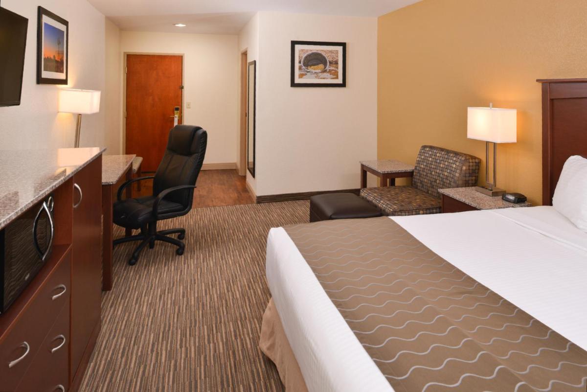 Photo - Best Western Executive Inn & Suites