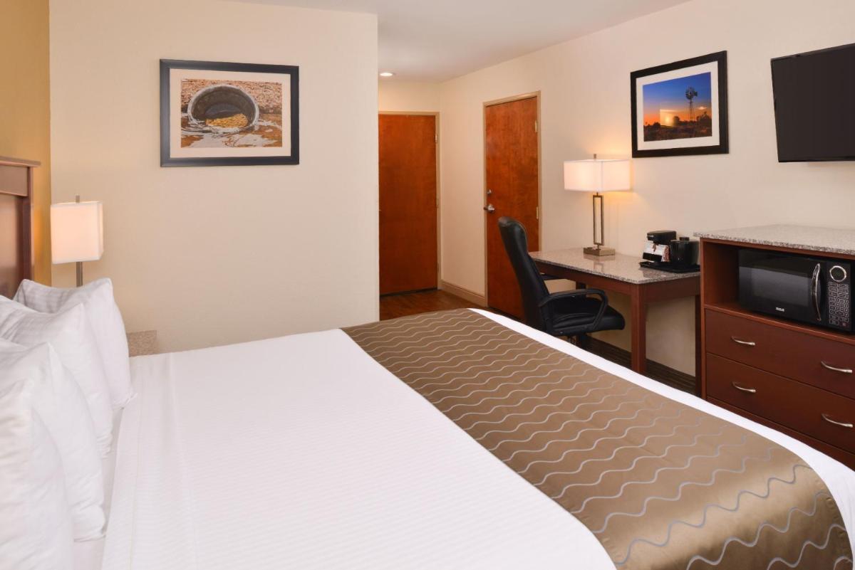 Photo - Best Western Executive Inn & Suites