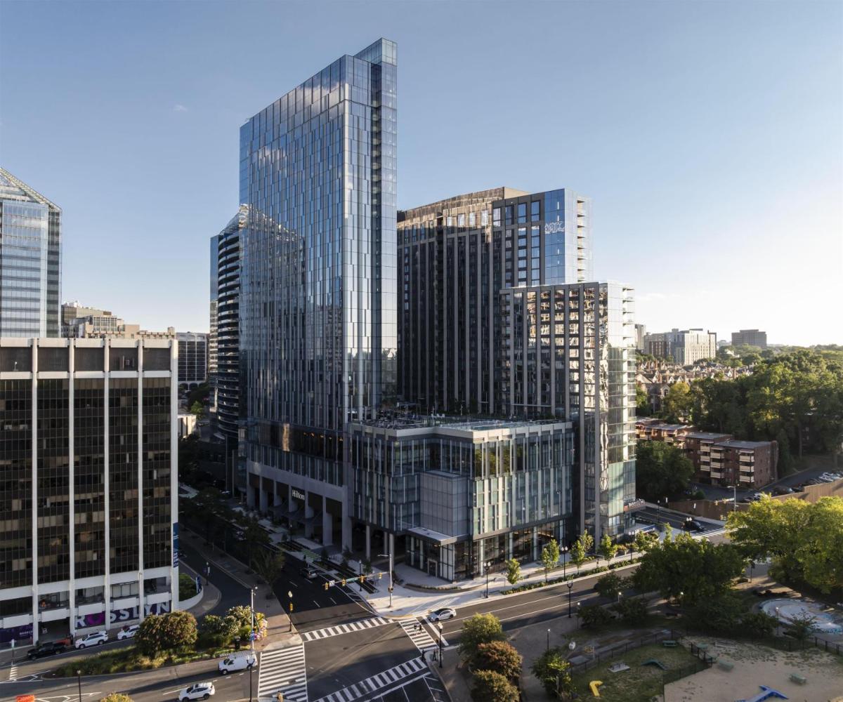 Hilton Arlington Rosslyn The Key photo 4