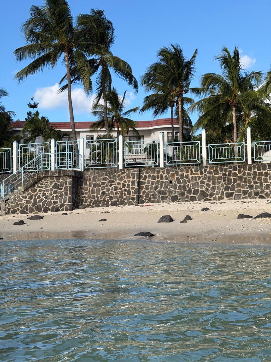 The White Villa Beachfront and Sunset Luxury photo 3