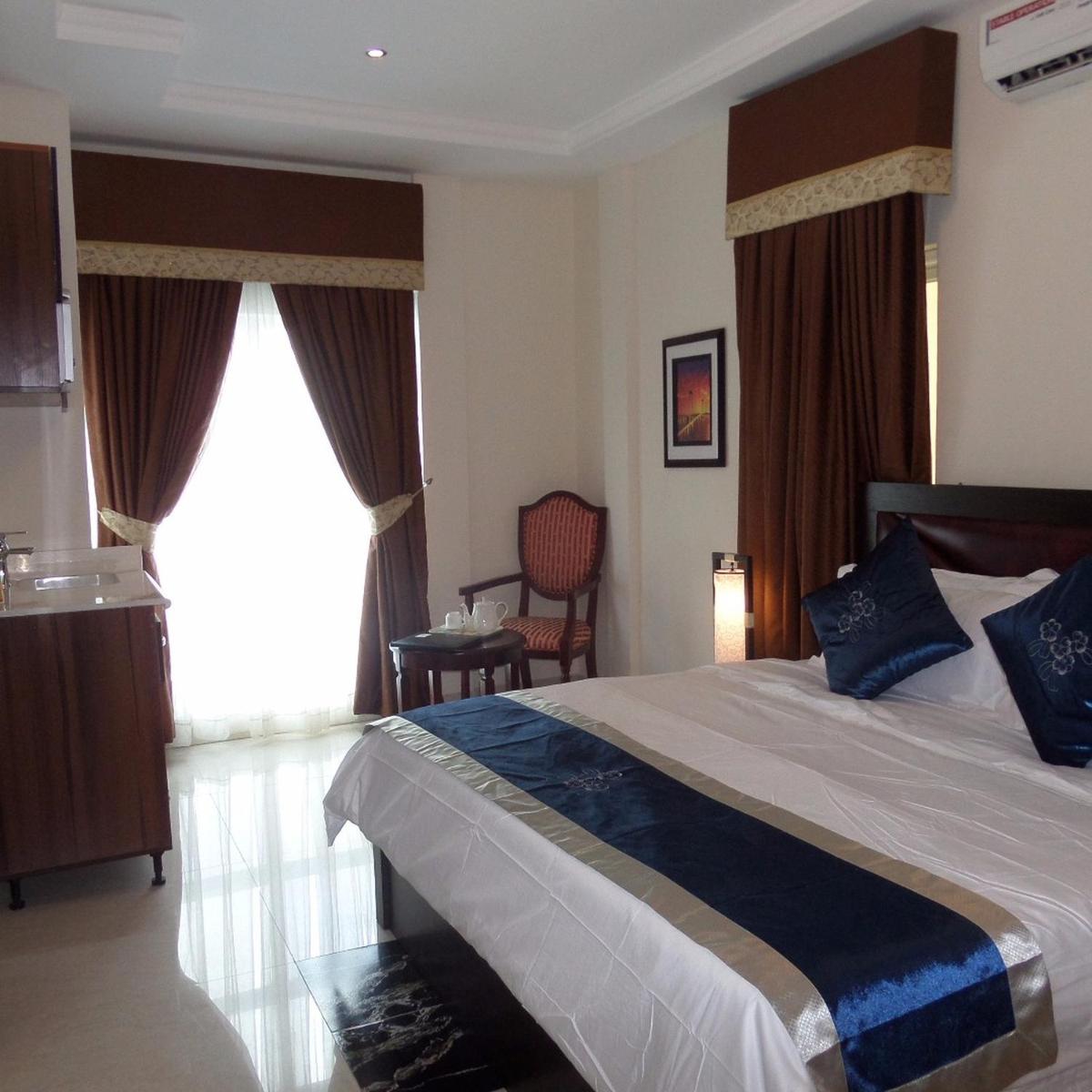 Photo - RightGate Hotel