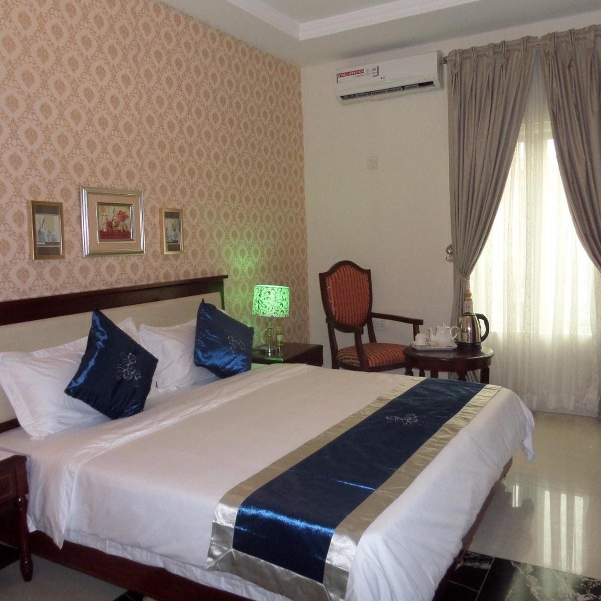 Photo - RightGate Hotel