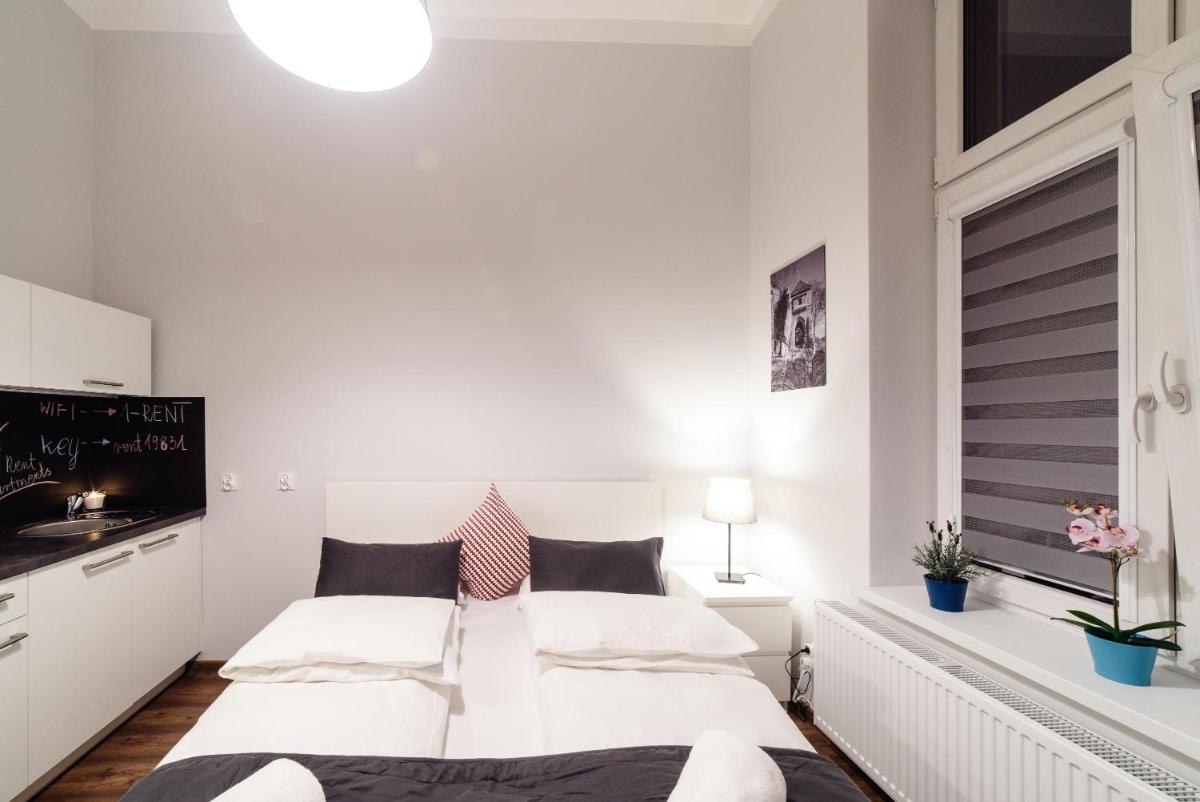 Foto - 2 Nights Apartments - great location, right next to Main Rail and Bus Station, 10 min to Main Square