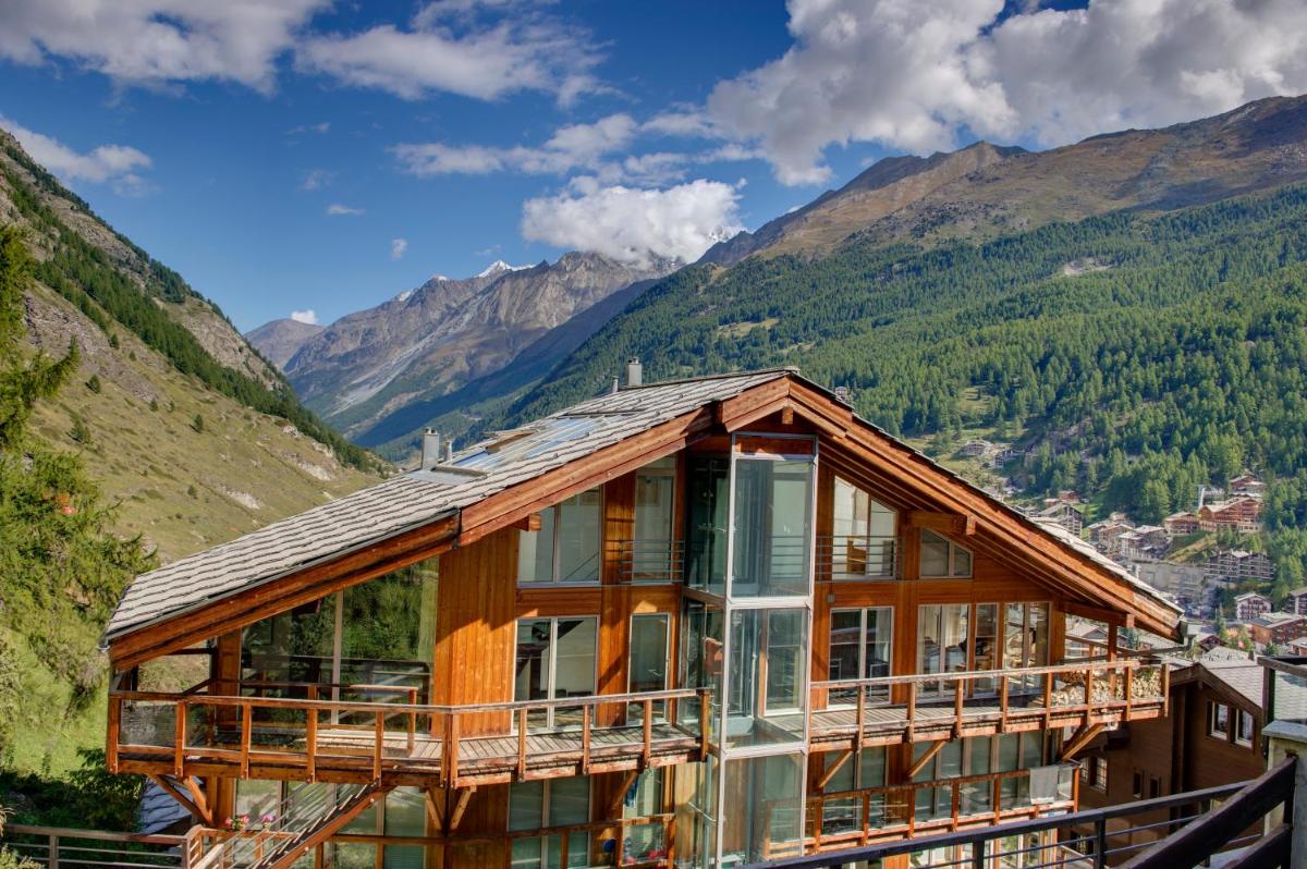 Photo - Luxury Chalets & Apartments by Mountain Exposure