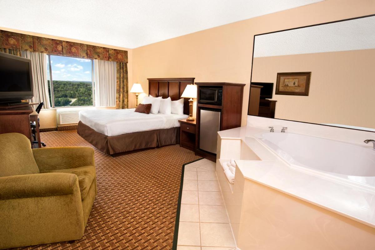 Photo - Grand Plaza Hotel Branson