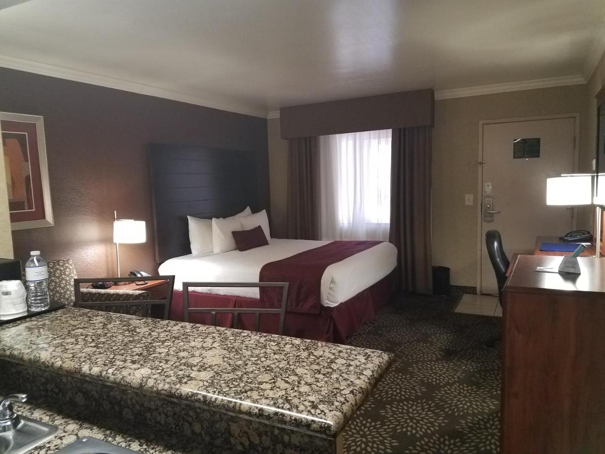 Foto - Best Western InnSuites Tucson Foothills Hotel & Suites