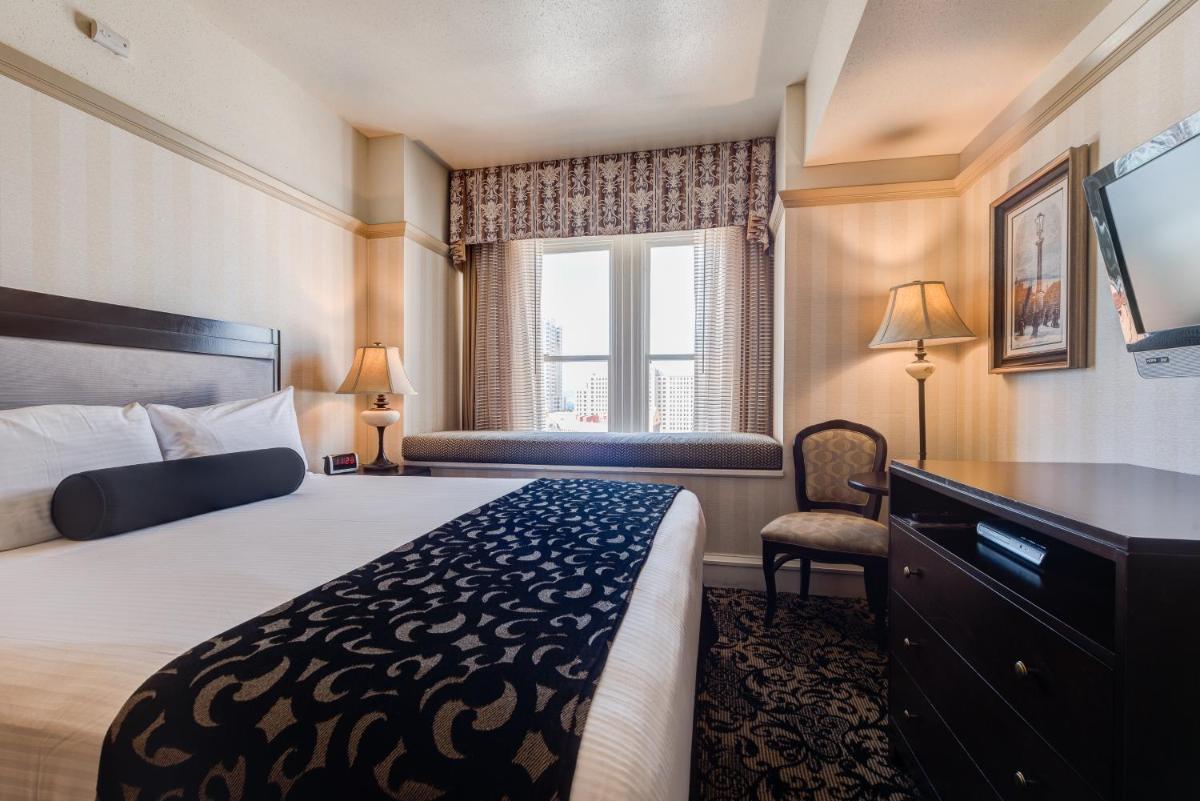 Photo - Gaslamp Plaza Suites