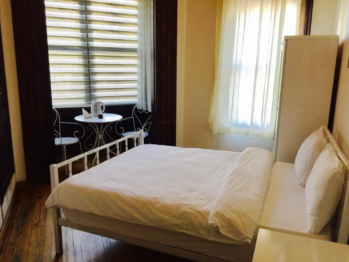 Photo - Pastor Historical Apart-Hotel The Gulf Of İzmir