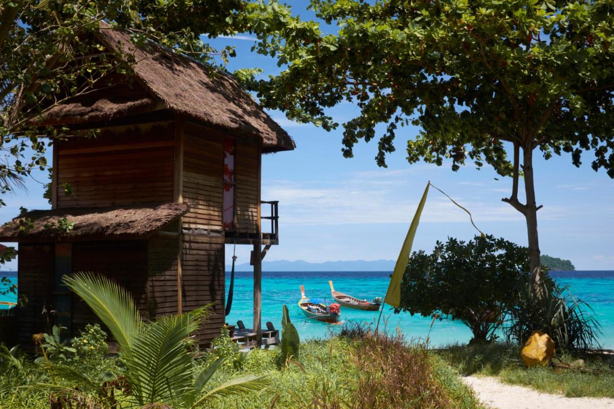 Photo - Castaway Resort Koh Lipe