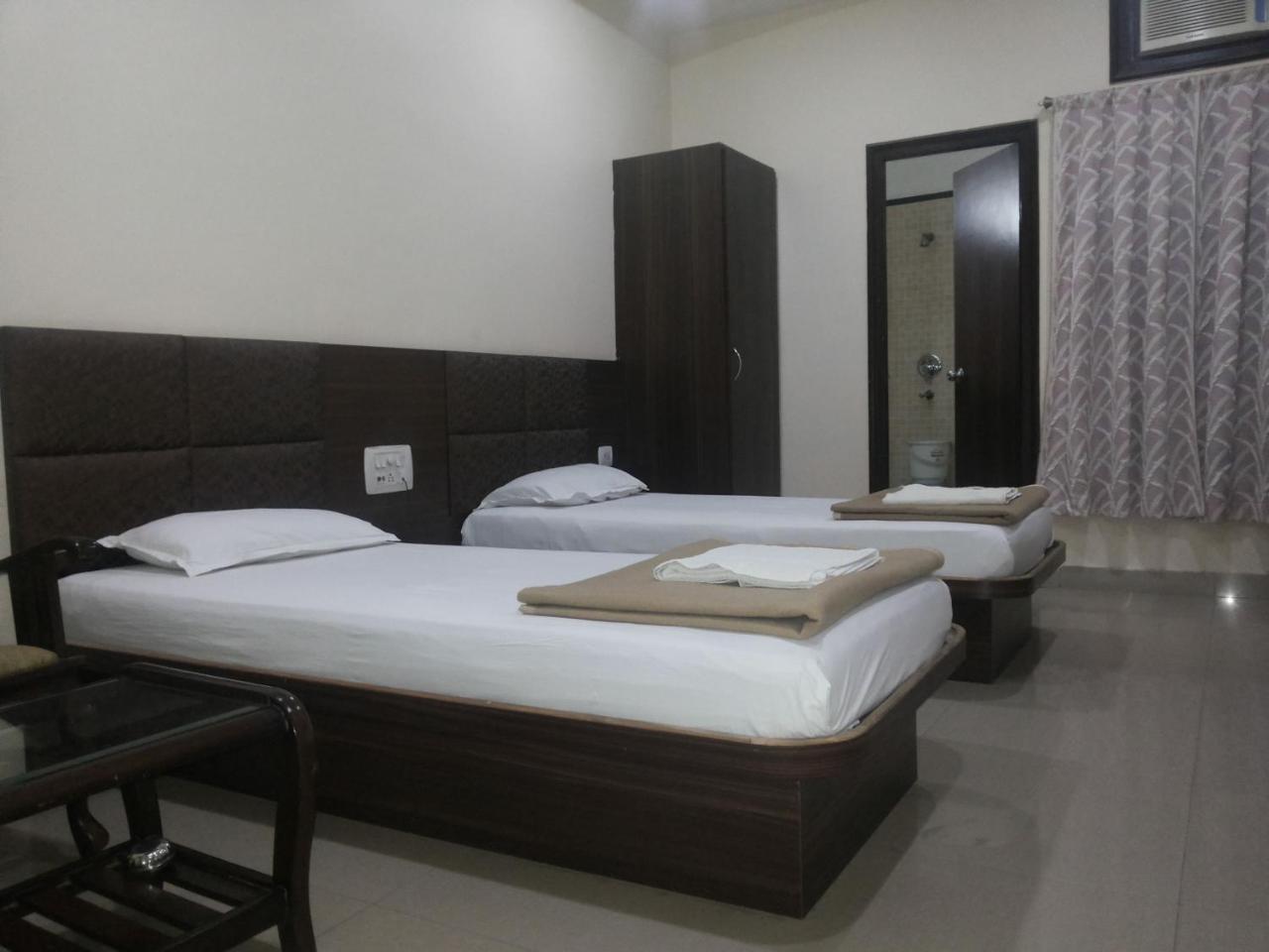 Hotel Saket Heritage photo 3