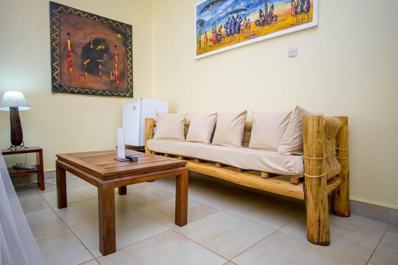 2 Friends Guest House photo 3