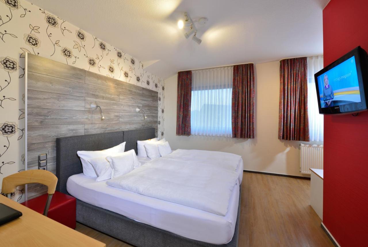 Hotel & Wirtshaus Hansen photo 2