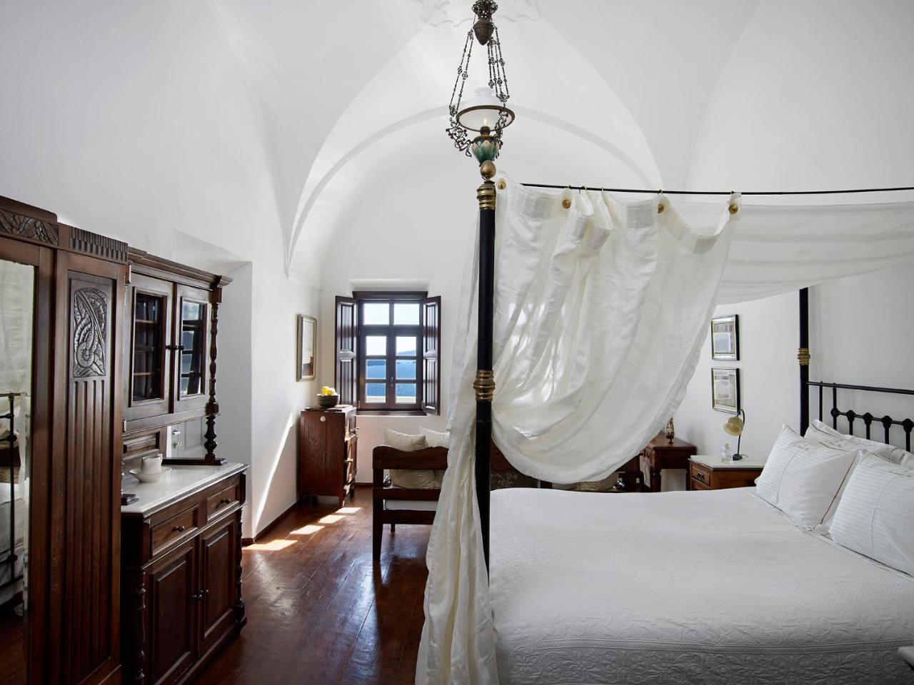 1864 The Sea Captain's House - 3