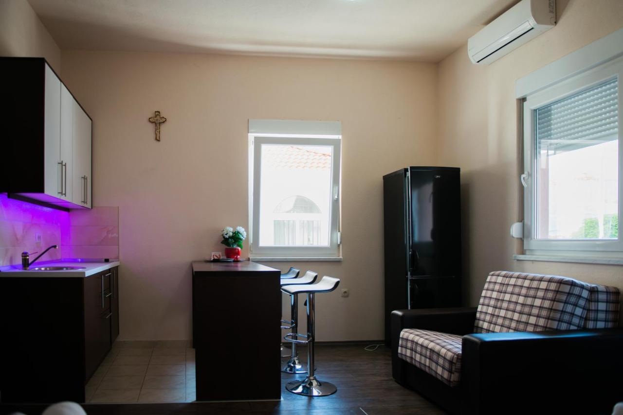 Apartments Dujmović - 4